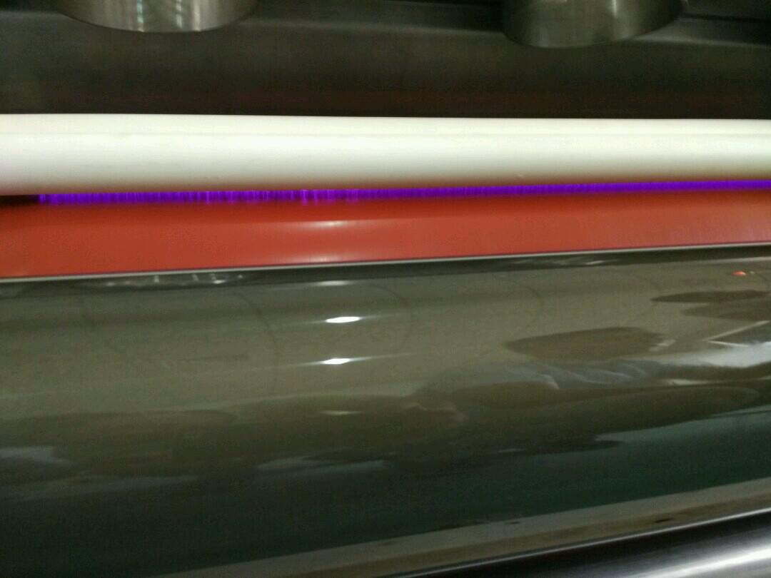 提升太陽能板背板性能的低溫等離子表面處理機技術(shù)-普樂斯等離子清洗機