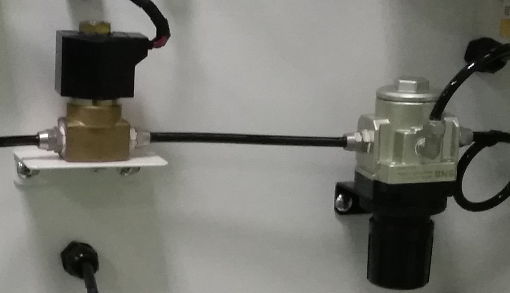未裝過濾器的破真空氣路-普樂斯等離子清洗機(jī)
